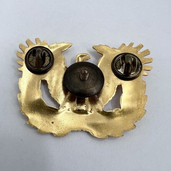 Vintage US WW2 Gold Metal Eagle Army Warrant Officer's Cap Hat Badge Pin - Picture 4 of 4